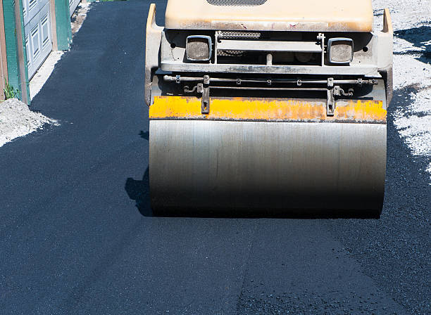 Trusted Dilley, TX Driveway Paving  Experts